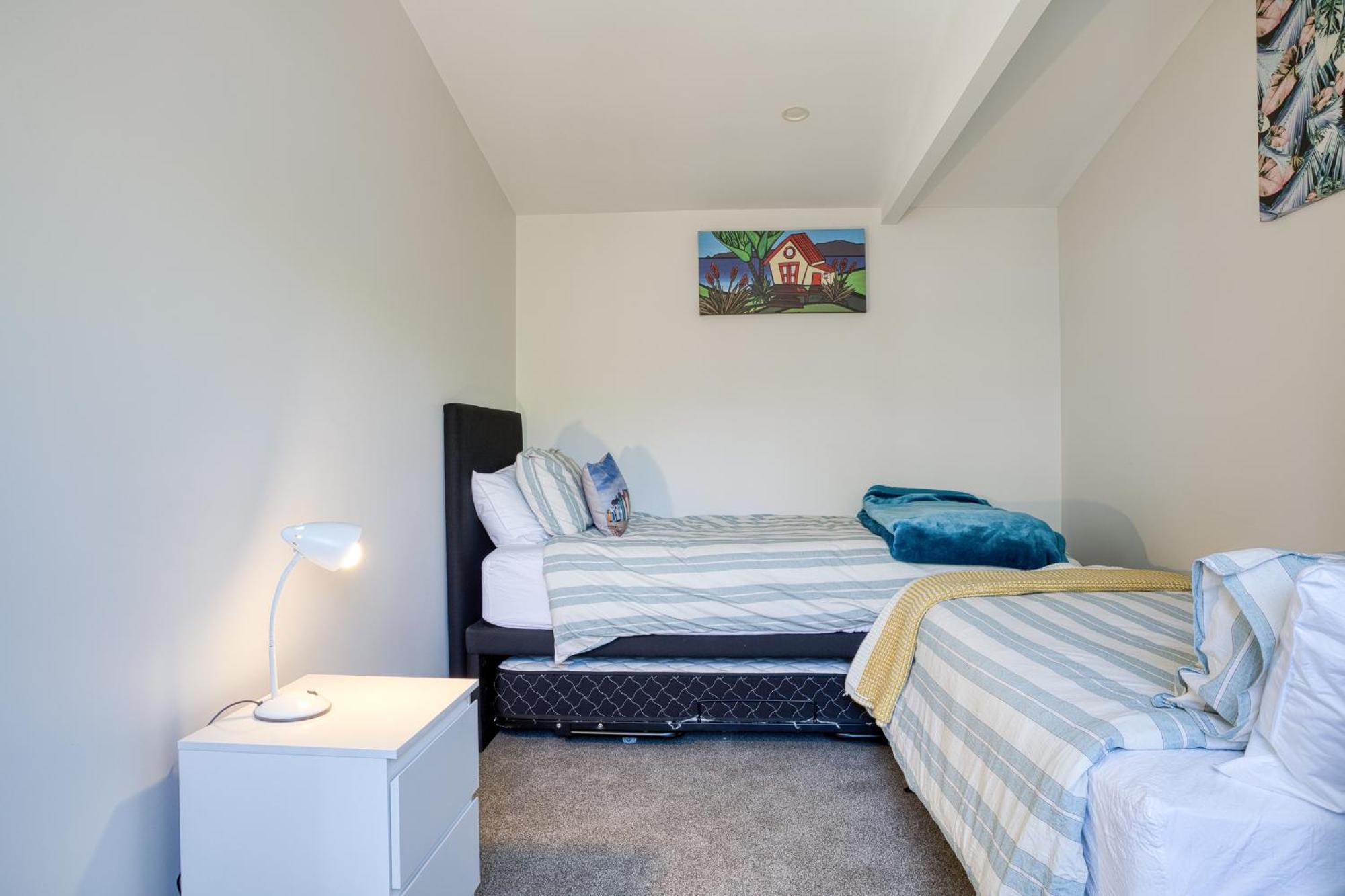 Classy Modern Unit Close To Airport, Shops And Bus Christchurch Luaran gambar